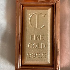 Iconic CharlotteTilbury Bar of Gold Highlighter